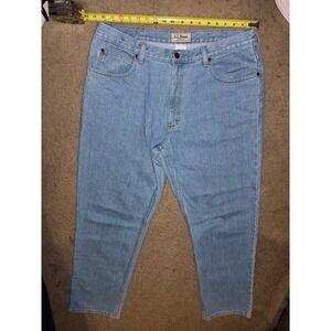 LL Bean Natural Fit Mens Light Wash Jeans 38x29 Blue Straight Leg T01=27